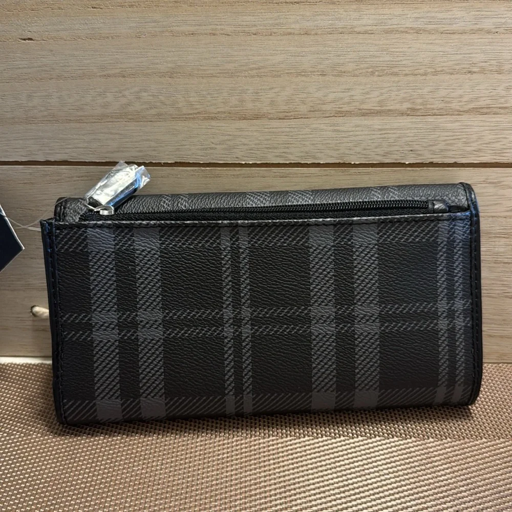 NWT Tommy Hilfiger black & gray textured plaid wallet